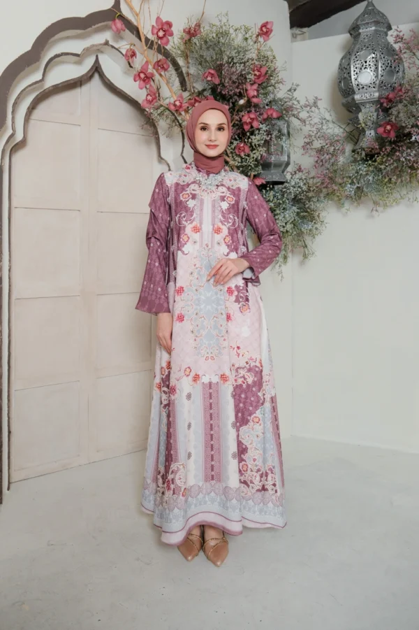 Raudhah Dress in Mulberry