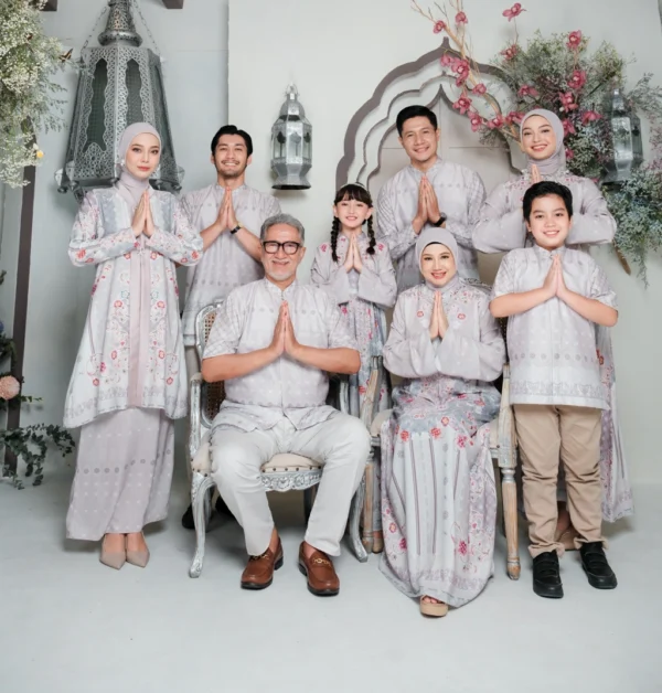 Raudhah Dress in Whisper Grey